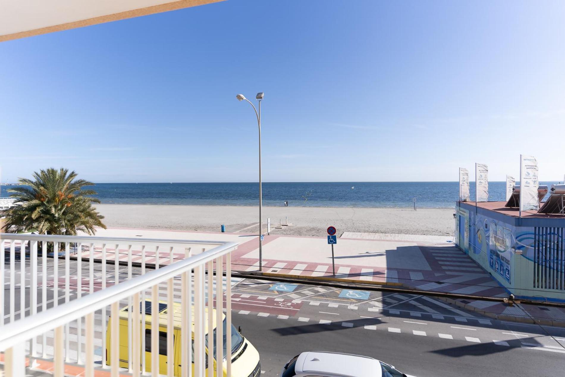 Rentafive Primera Linea Terraza Reformado ซานตาโปลา ภายนอก รูปภาพ